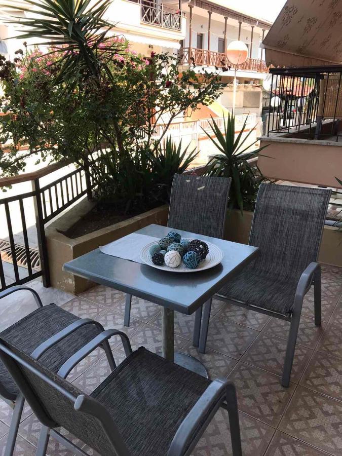 Kostas Apartment Ierissós Ngoại thất bức ảnh